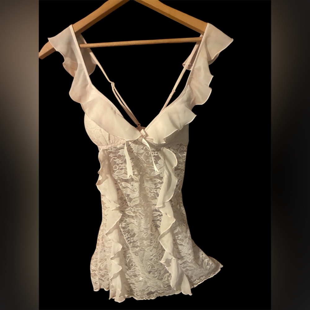 White Lace Ruffle Top camise